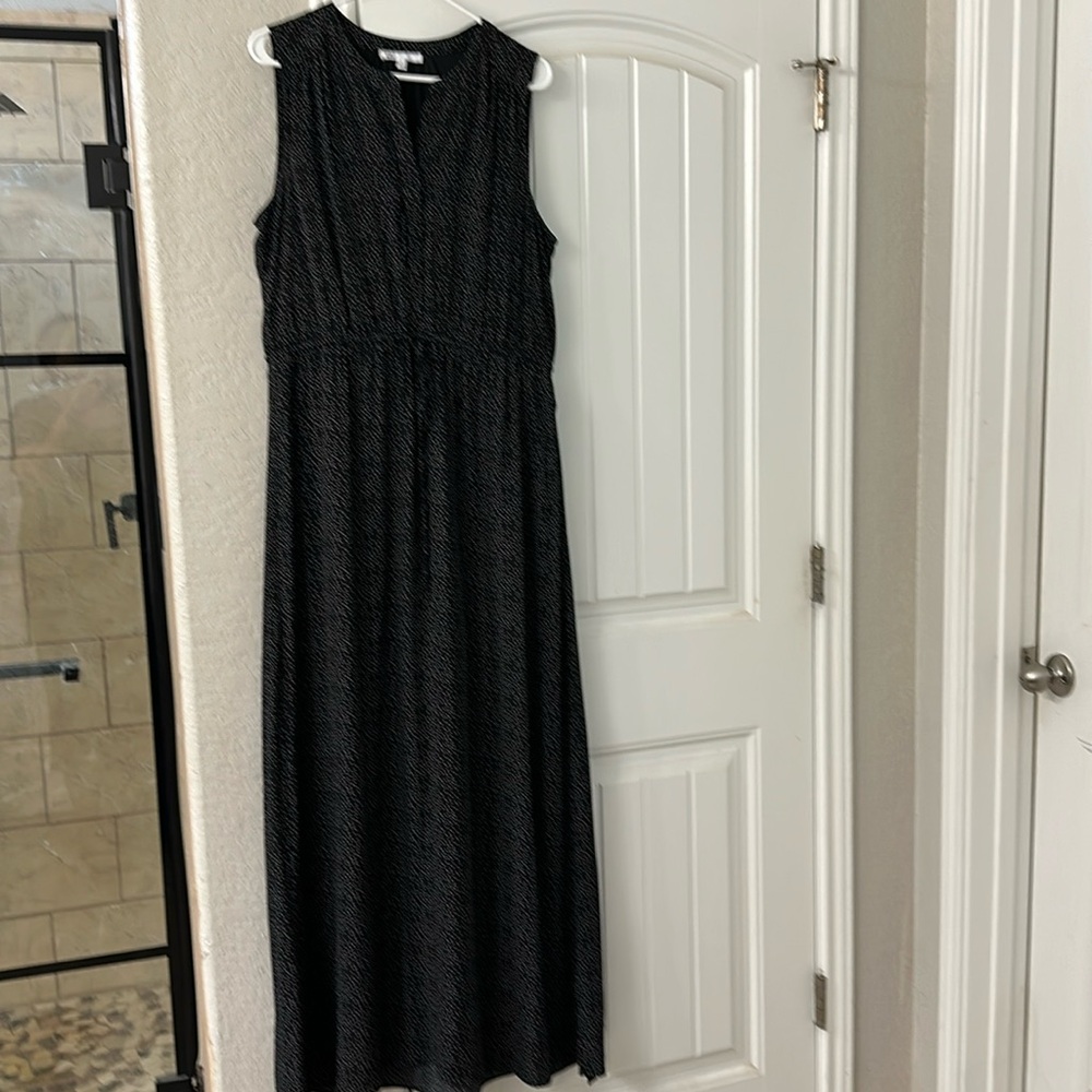 DR2 sleeveless dress